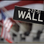 兩家大行率先探路 AI正滲入華爾街生態